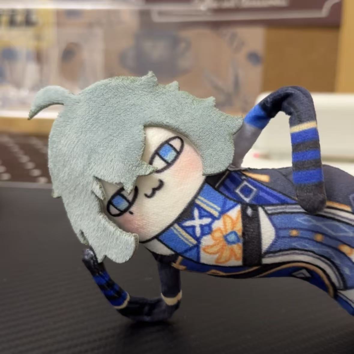 18cm Funny Genshin Impact Lohe - Cosplay Plushie Prop recension och pris