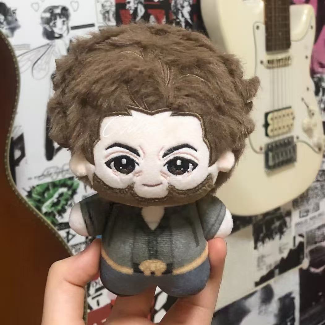 10cm ‌Anime James Logan Howlet - Cosplay Plushie Prop recension och pris