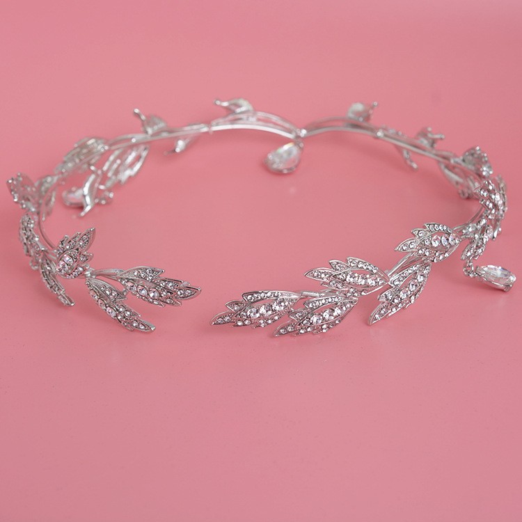 Luxury Crystal Crown Bridal Ha - Aerith Cosplay Prop recension och pris