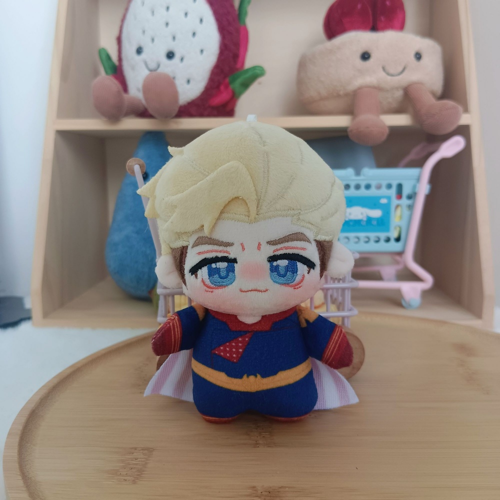 TV Series The Boys Homelander  - Cosplay Plushie Prop recension och pris